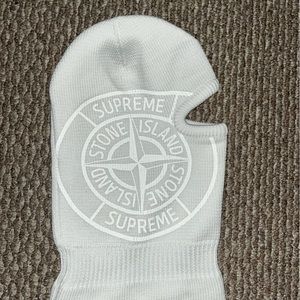 Supreme x Stone Island White Balaclava (FW20)